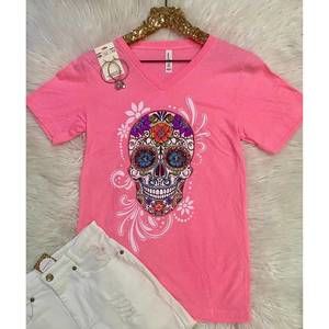 NEW ONE24RAGS women's sugar skull v-neck tee in pink
